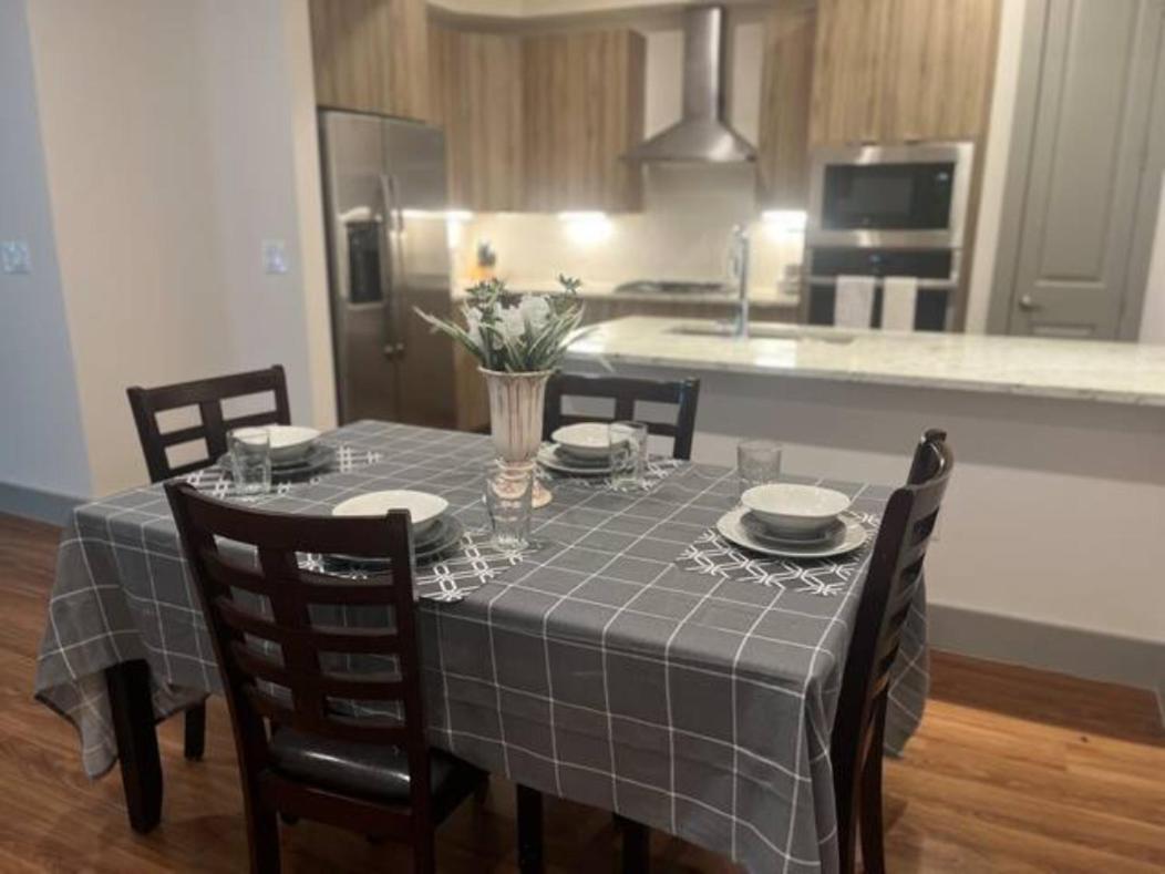 Resort-Style Apartments Near The Galleria ヒューストン 部屋 写真